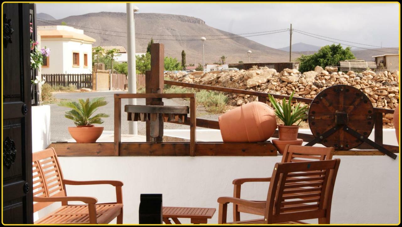 Triquivijate Villa Spa Las Tinajas מראה חיצוני תמונה